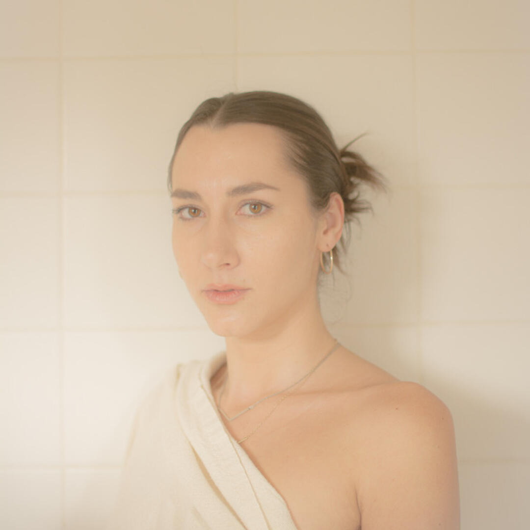 Hannah Waller Headshot hannah joy waller; marketing consultant, entrepreneur, and astrologer